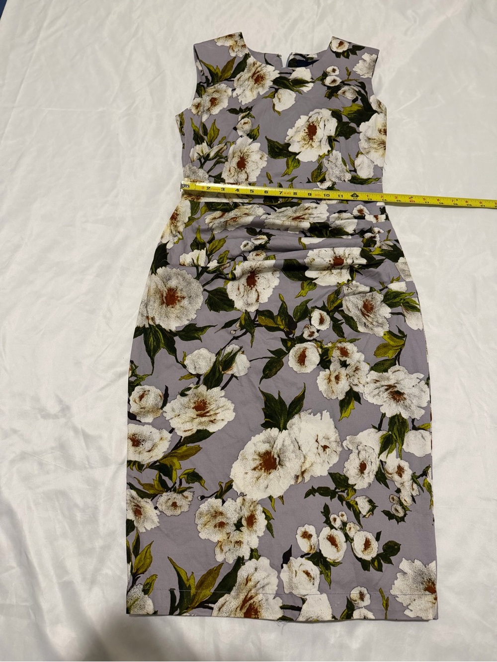 SAMANTHA SUNG Lavender-Gray Floral Midi Sheath Dress, pre-owned - Picture 11 of 14